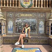 Pedagoga imparte clases particulares de piano y lenguaje musical